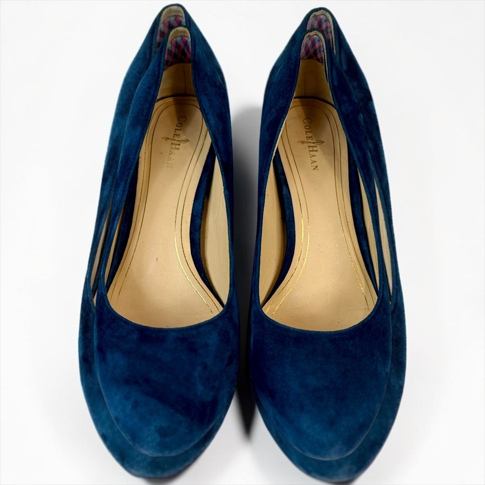 Cole Haan Chelsea Low-Flared Heel Pump Suede Blazer Blue Size 8.5 Round Toe
